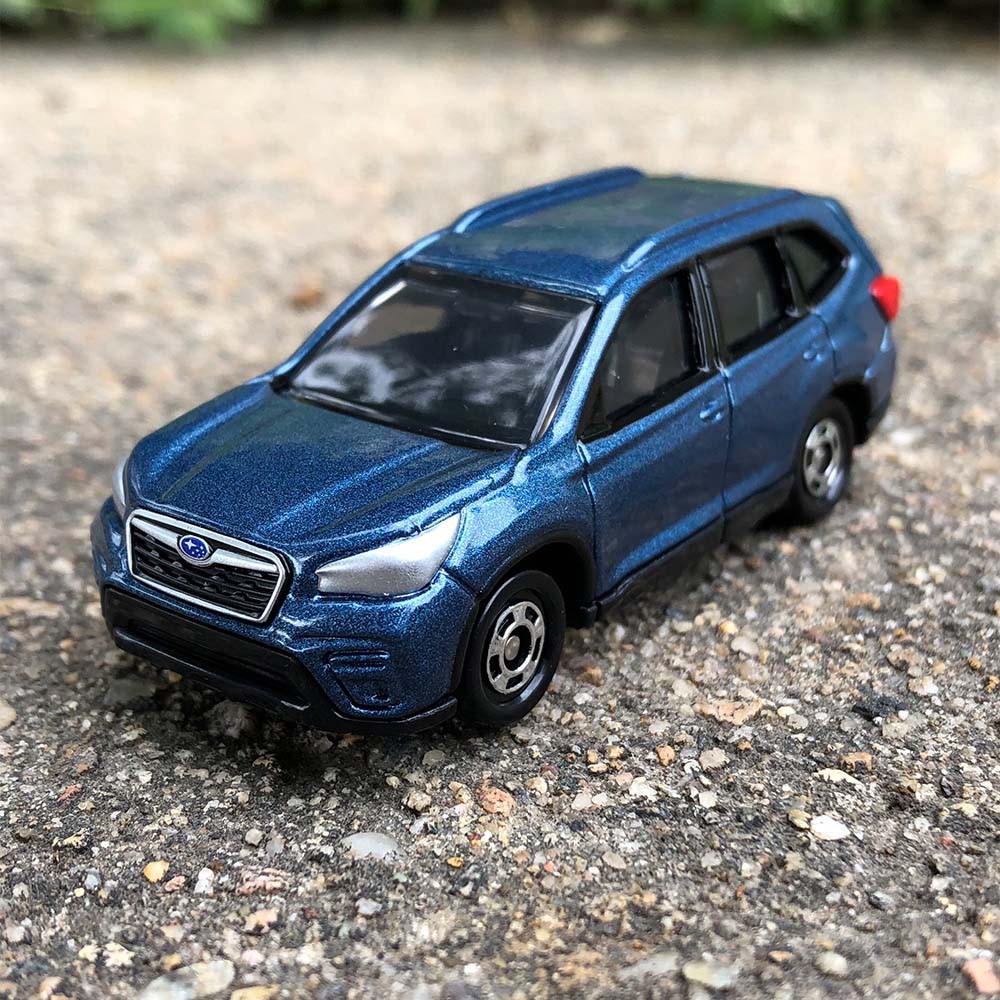 Xe ô tô mô hình Tomica Subaru Forester xanh (tỷ lệ 1/65 - Không hộp)