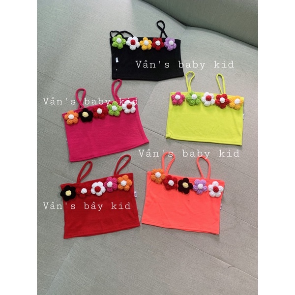 Áo thun gân croptop 2 dây kết bông hoa cho bé