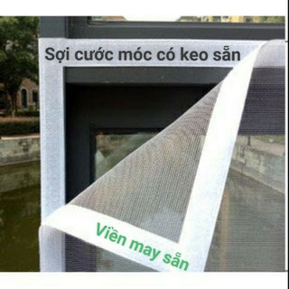 Lưới dán chống muỗi, có viền may sẵn, khách mua về chỉ việc dán lên. sợi thủy tinh chống mục - mưa - nắng. dày phẳng