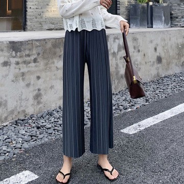 Quần dài vải lụa lưng cao ống rộng thiết kế xếp ly | BigBuy360 - bigbuy360.vn