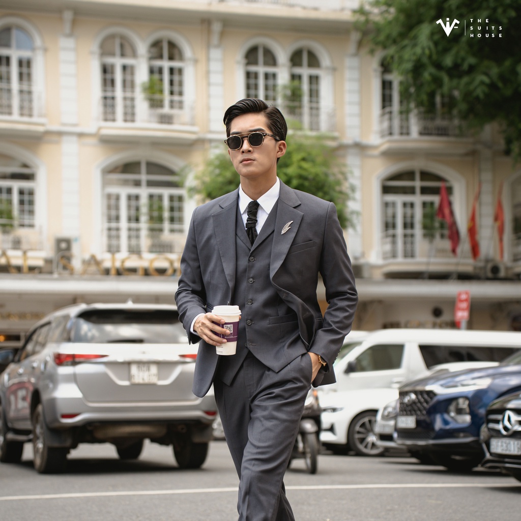 Bộ vest nam xám phối gile, 2 khuy 3 túi, suits sartorial, chuẩn form The Suits House