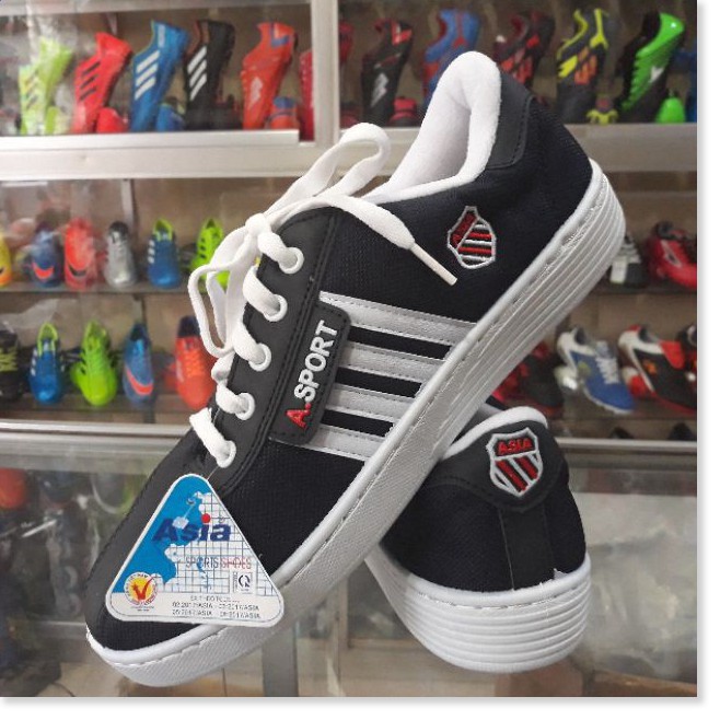 Giày asia thể thao màu xanh
