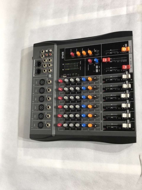 Bàn Mixer CT-60