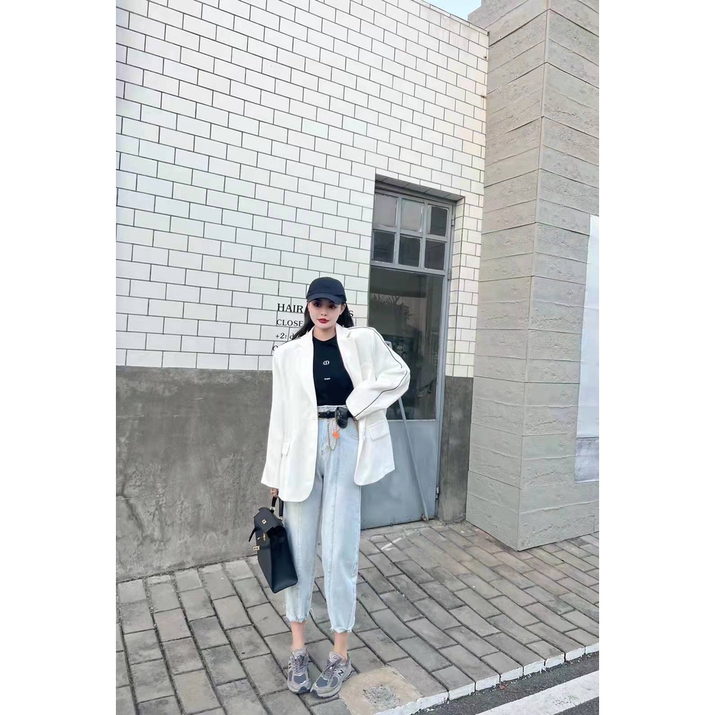 Áo blazer dáng rộng phong cách Hàn