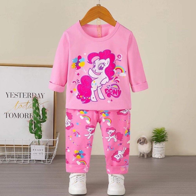 (16-25kg ) Bộ quần áo dài tay cotton thu đông xuất Hàn cho bé gái (3- 6 tuổi )