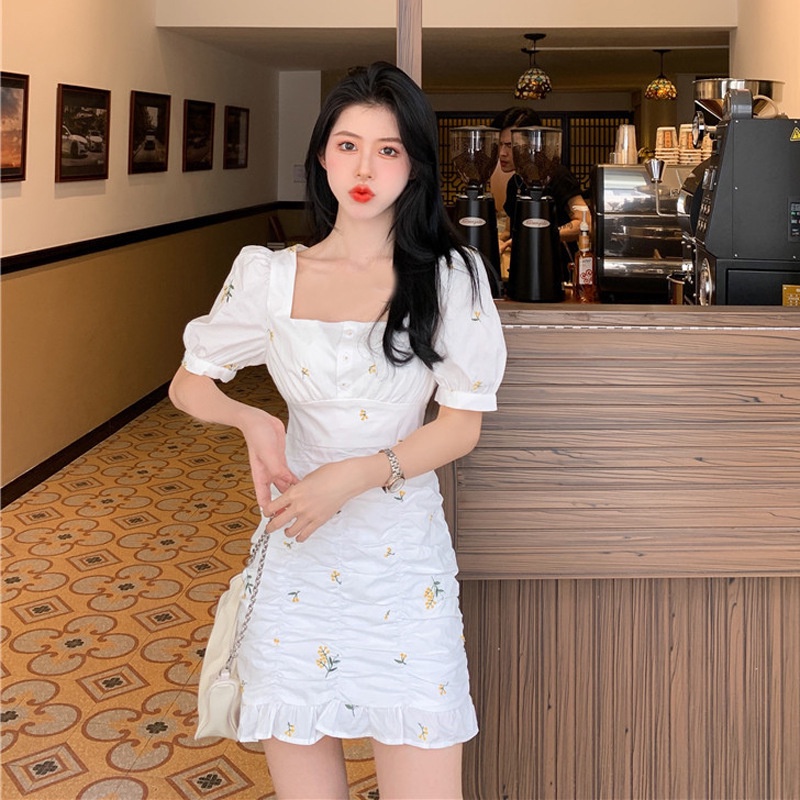 Váy Trắng Bánh Bèo Hoa Cúc Vintage Đi Dự Tiệc Đám Cưới Kiểu Bọc Cộc Tay Đầm cổ vuông dáng xoè Hoa Cúc Đồng