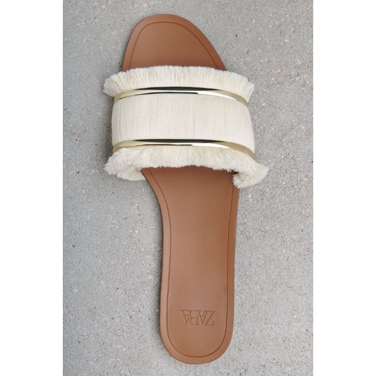 Zara Dép bệt quai tua rua