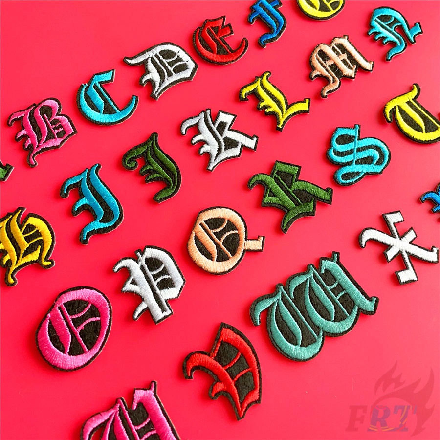 ✿ Miếng Dán Ủi Thêu Chữ Q-6 ✿ 1 Sticker Ủi Thêu Hình Huy Hiệu