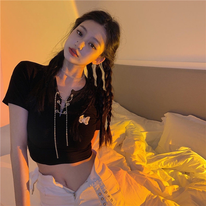 Áo croptop nữ Tay Ngắn Phối Dây Xích Phong Cách Mới 2022 JL-TX-217