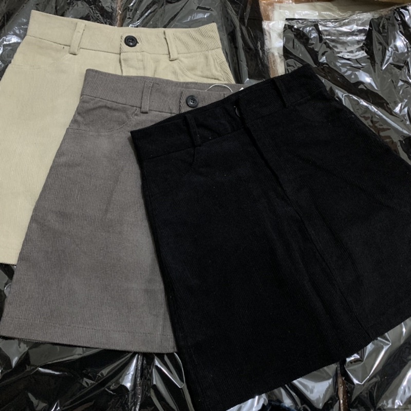 Chân váy dáng A chất nhung tăm siêu tôn dáng | BigBuy360 - bigbuy360.vn