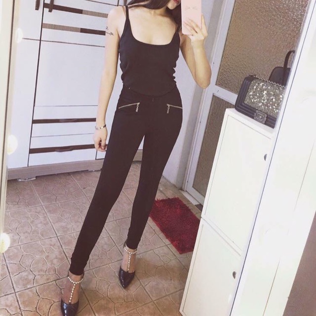 Quần tregging chưa bao giờ là lỗi mốt Annastroe