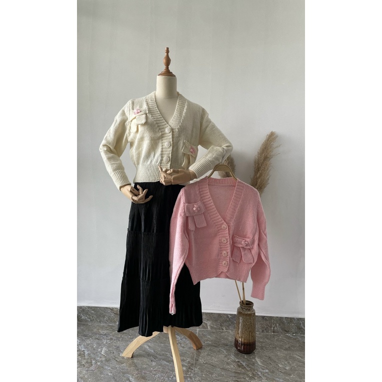 Áo Khoác Len Cổ V Có Nơ Hoa Nổi 4 Khuy Tay Dài | Smide Clothing