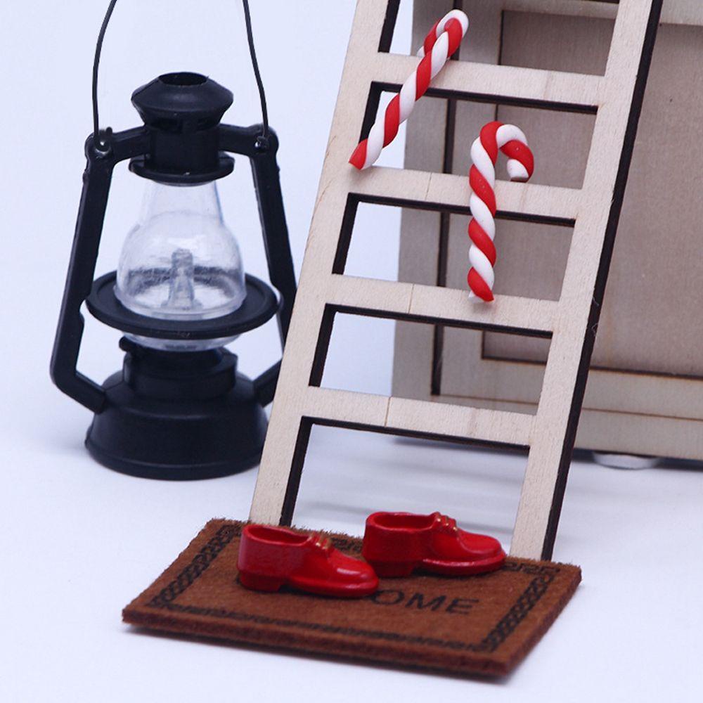 1 Set Thảm Gỗ Lót Sàn Kèm Cây Chổi &amp; Đèn Trang Trí Nhà Búp Bê