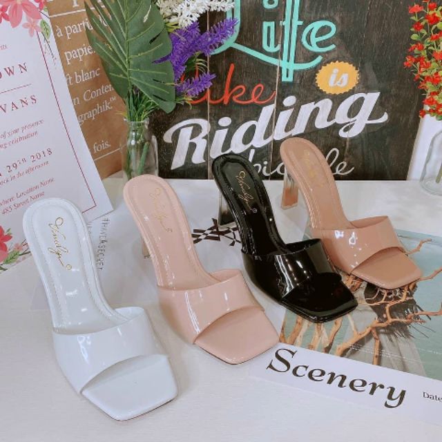 Guốc gót dẹp quai da