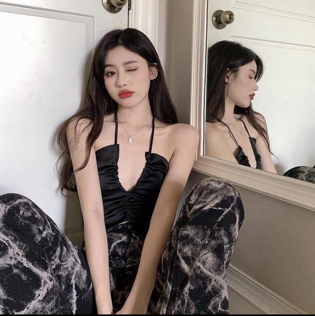 ADORABLE ÁO KIỂU XẺ NGỰ.C 🥰🥰🥰.