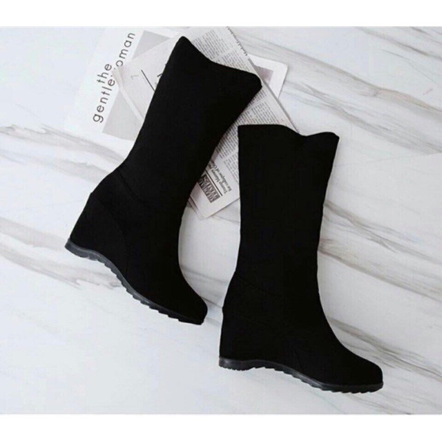 Boot da lộn fom lửng