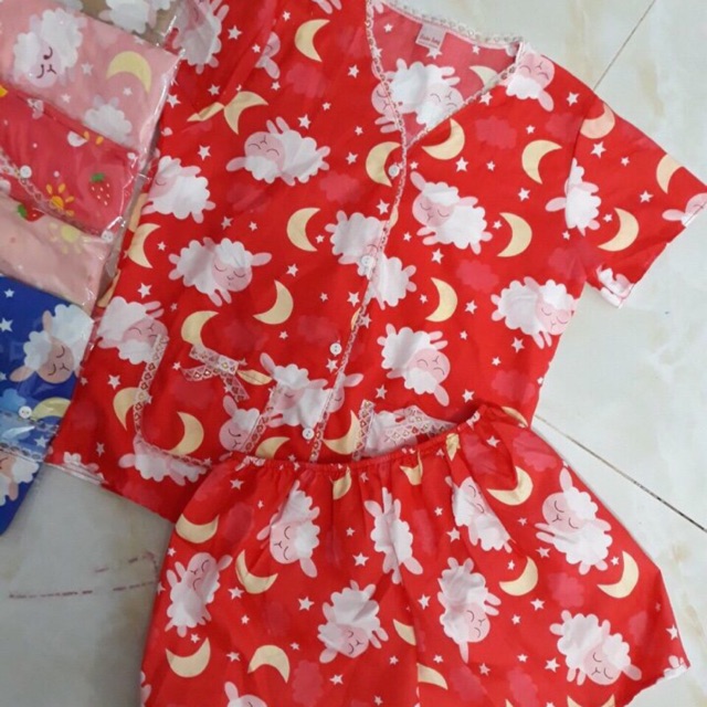 Bộ pijama mặc nhà