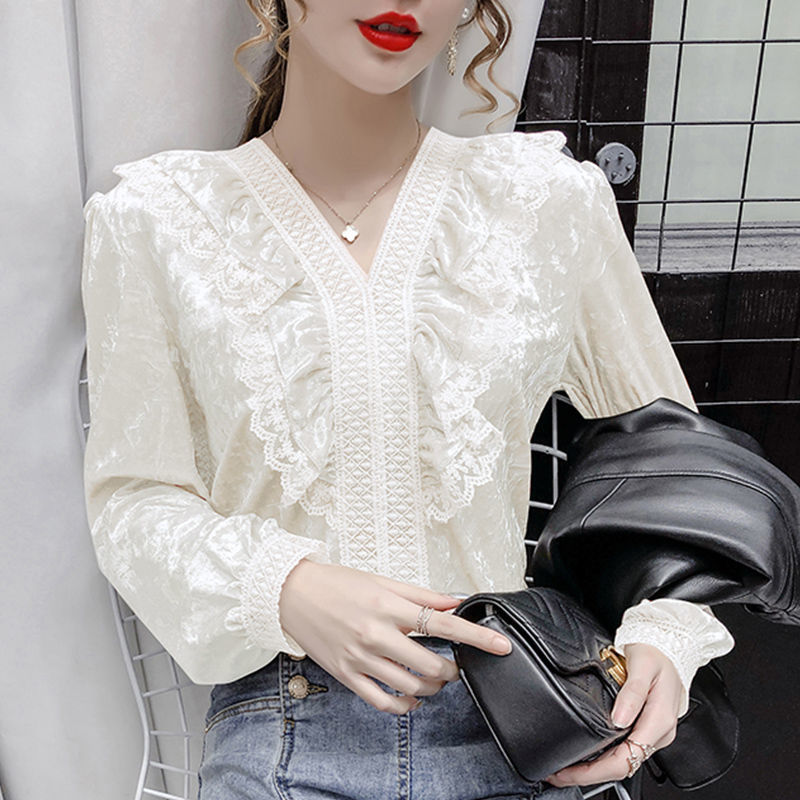 Áo Nhung Dài Tay Cổ Chữ V Phối Ren Xinh Xắn Dành Cho Nữ | BigBuy360 - bigbuy360.vn