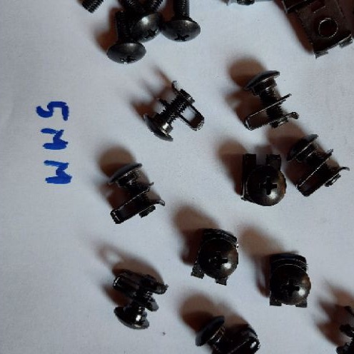 Ốc 5mm kèm pass kẹp. oczin_store