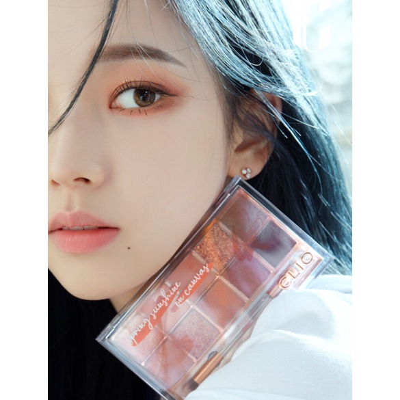 Bảng phấn mắt 10 màu có kèm cọ mắt CLIO Pro Eye Palette