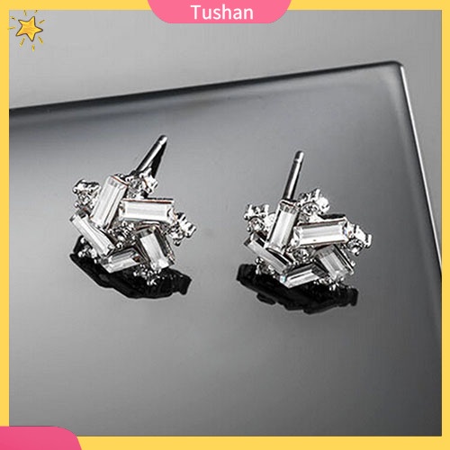 Đôi khuyên tai đính đá phong cách sang trọng thanh lịch dành cho nữ