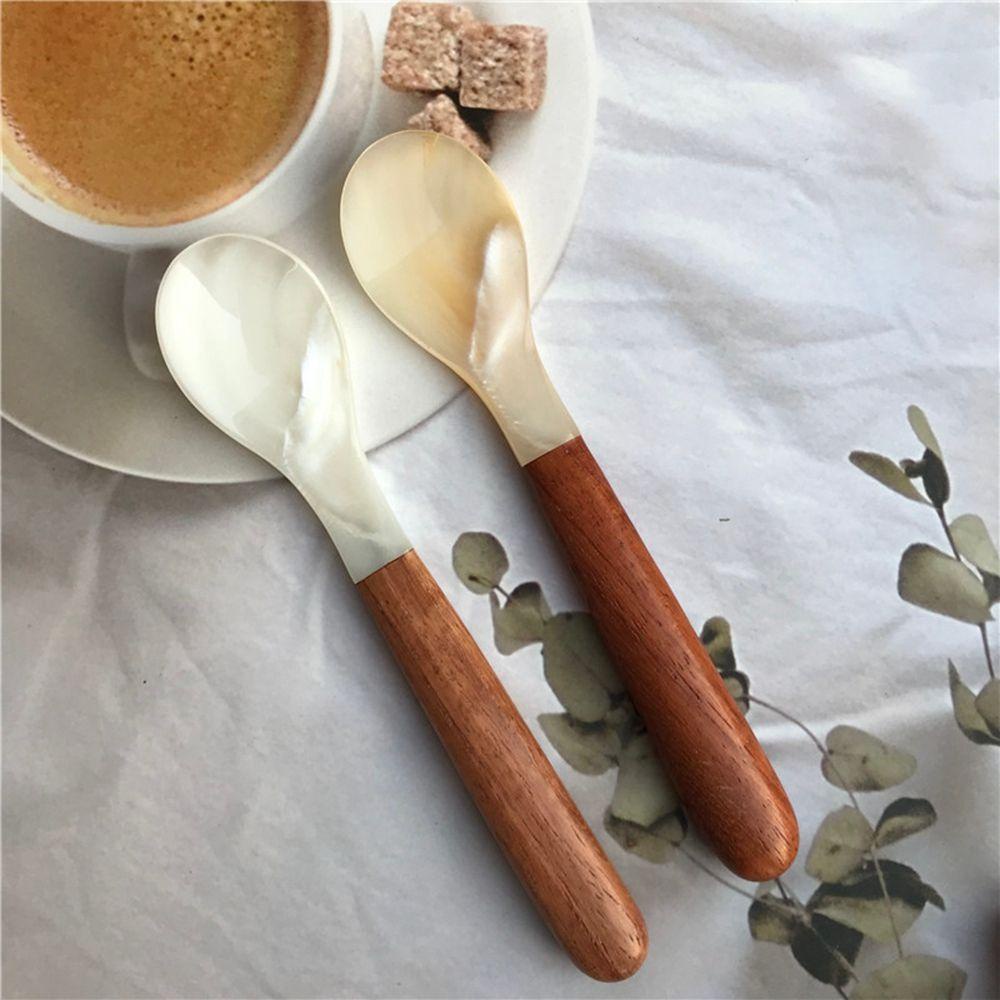 Muỗng Khuấy Kem / Tráng Miệng Bằng Vỏ Sò Tự Nhiên