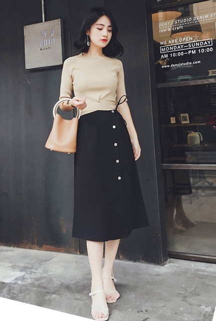 CHÂN VÁY ANA PHỐI NÚT