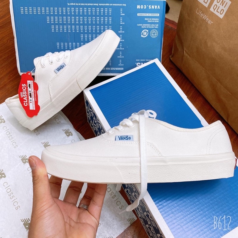 Giày vans classic trắng buộc dây hàng 1:1 chất lượng [ Full box + Móc Khóa + Freeship ] | BigBuy360 - bigbuy360.vn