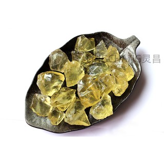 Viên Đá Pha Lê Tự Nhiên Trang Trí