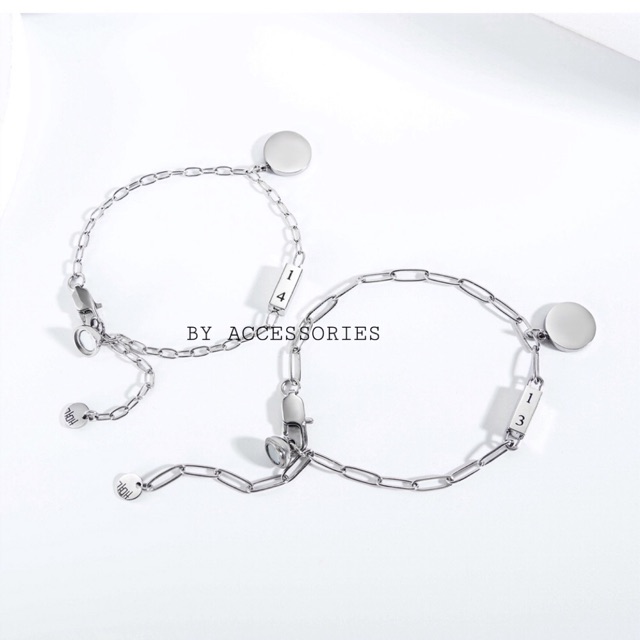 Lắc tay xích oval mảnh dài phối khối chữ nhật và mặt tròn không gỉ