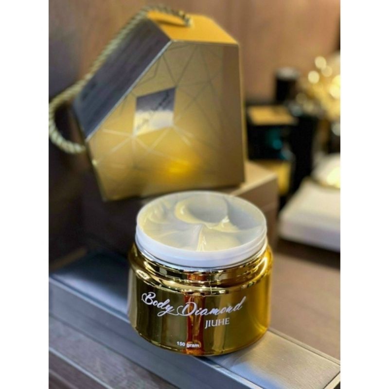 Kem body Diamond JIUHE Kim Cương Vàng 150g Siêu Trắng, Bật Tone Gấp 3 Lần Thanh Tô