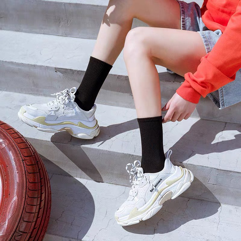 Tất cao cổ Hàn Quốc Unisex ,vớ cổ cao chữ XX basic 2 màu đen trắng Miuzi DT105