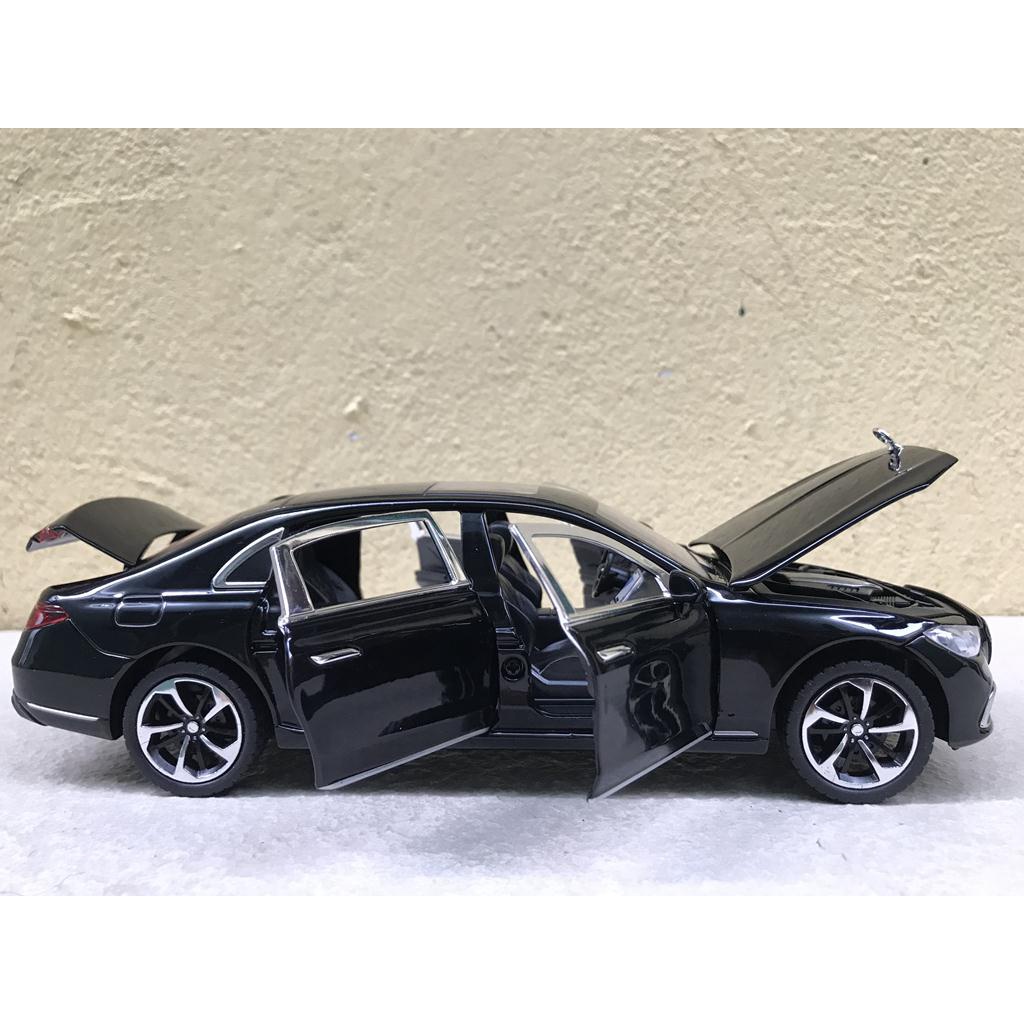 Mô hình xe Mercedes-Benz S400 2022 1:24