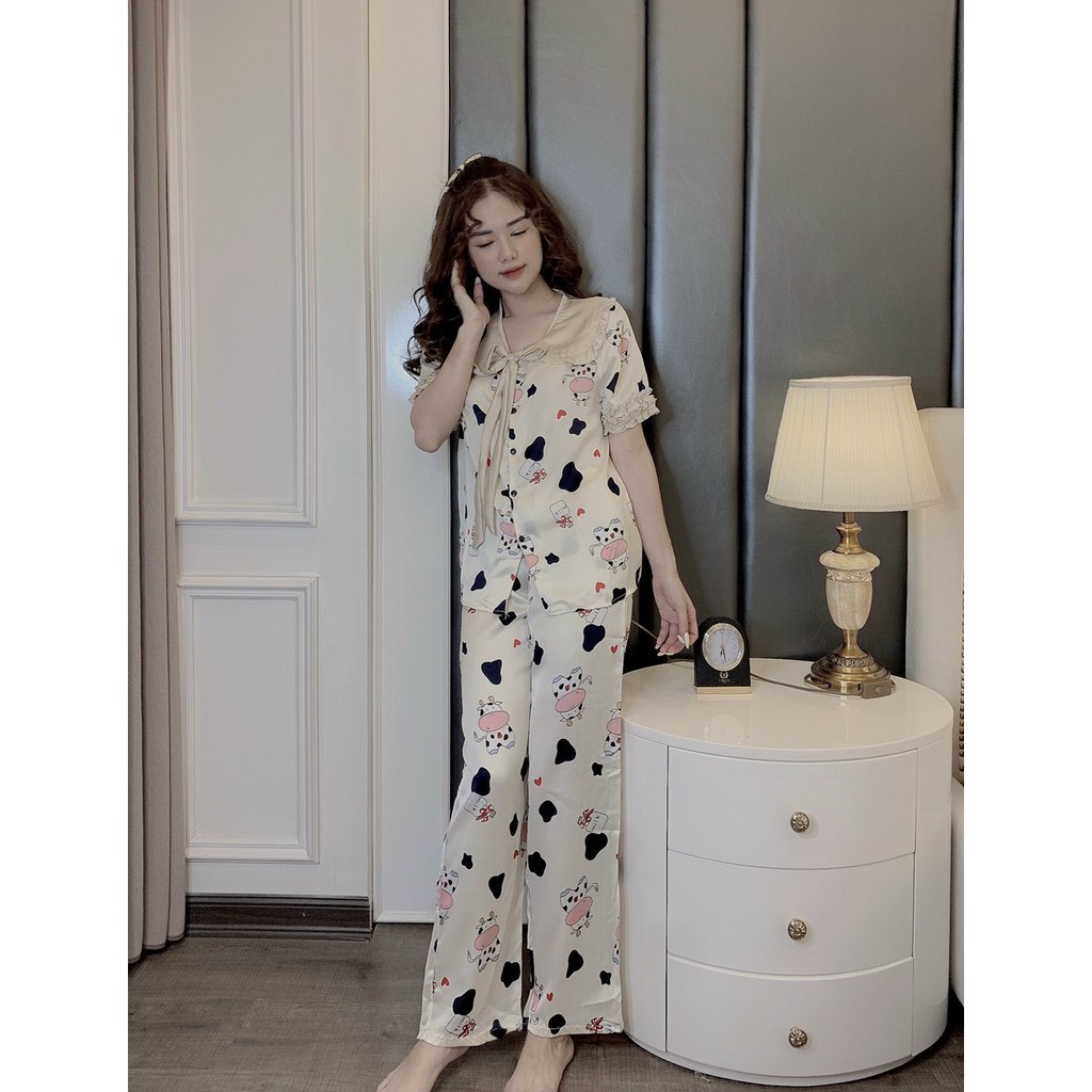 Đồ bộ ngủ nữ tay ngắn quần dài hoạ tiết sữa bò Lụa Satin cao cấp