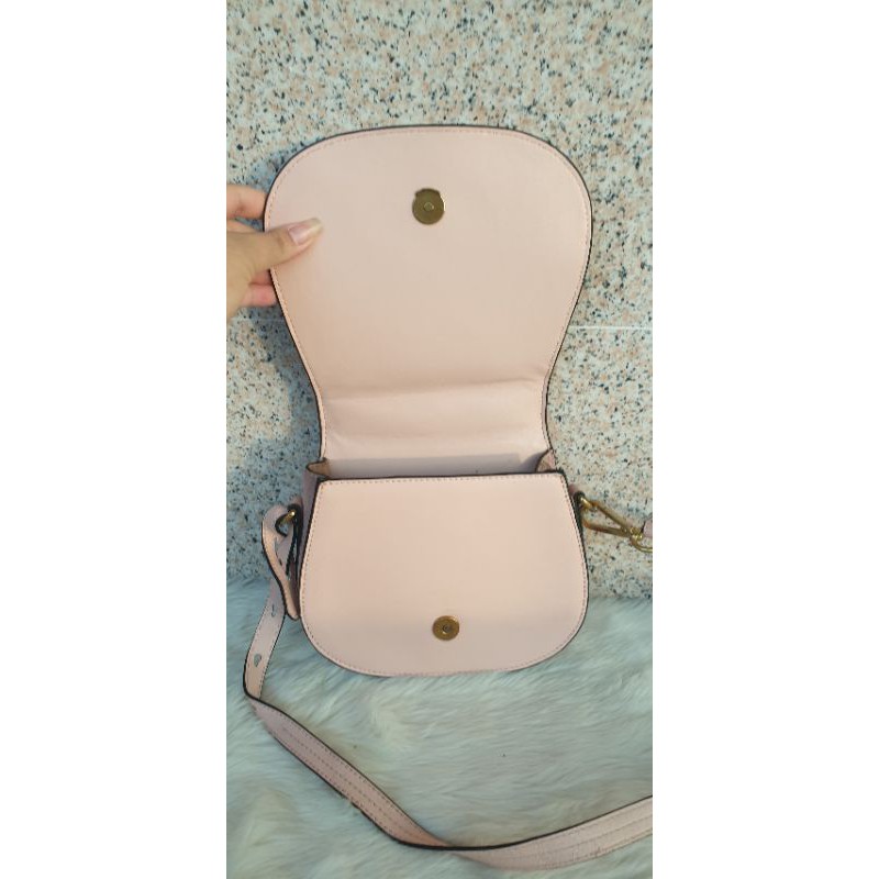 Túi si chốt trên live 02