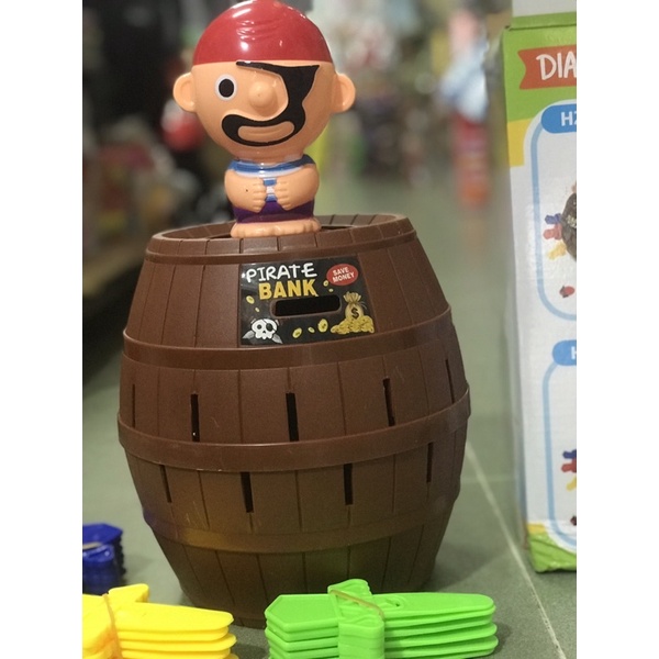 Đâm Hải Tặc khổng lồ loại 24 kiếm