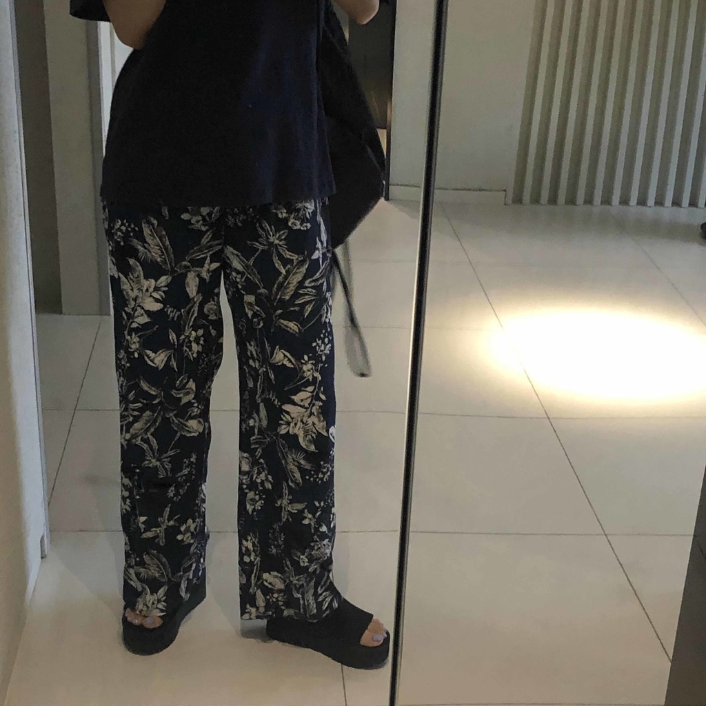 Quần dài ống rộng in họa tiết sành điệu thời trang đi biển cho nữ