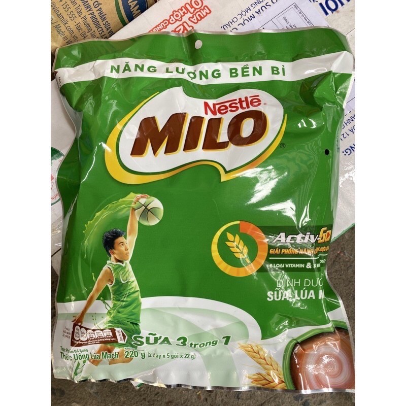 THỨC UỐNG DINH DƯỠNG MILO LÚA MẠCH TÚI 220G(10gói x 22g) - NESTLE