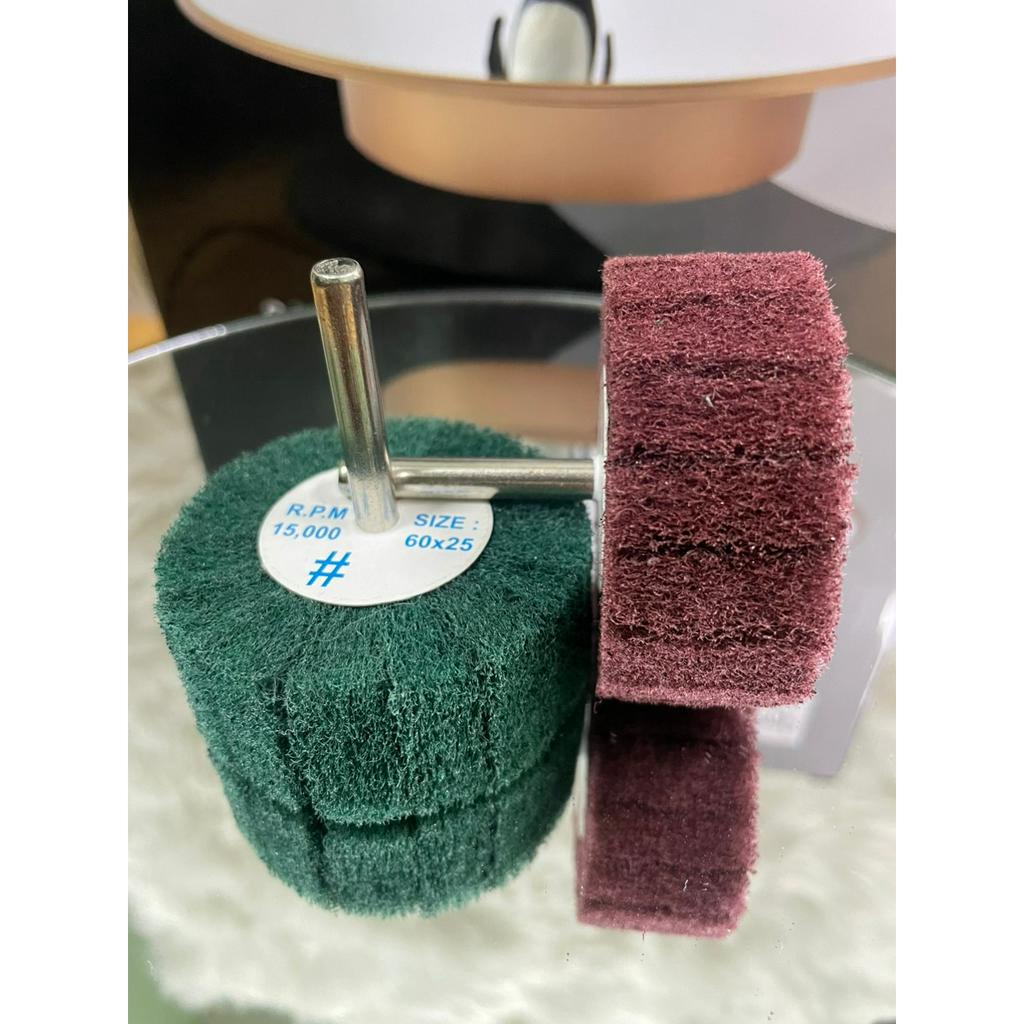 Nhám carem nỉ,Nhám trụ nỉ ,Nhám chuôi nỉ xanh đỏ kích thước 40x25mm cốt 6mm