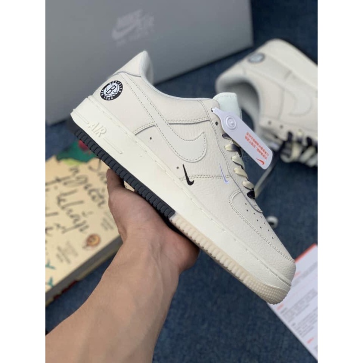 Giày Nike Be Sữa Air Force 1 Low &quot; Brooklyn &quot; Sail Black, Giày AF1 âm dương chuẩn S.Cấp nguyên bản cho nam nữ