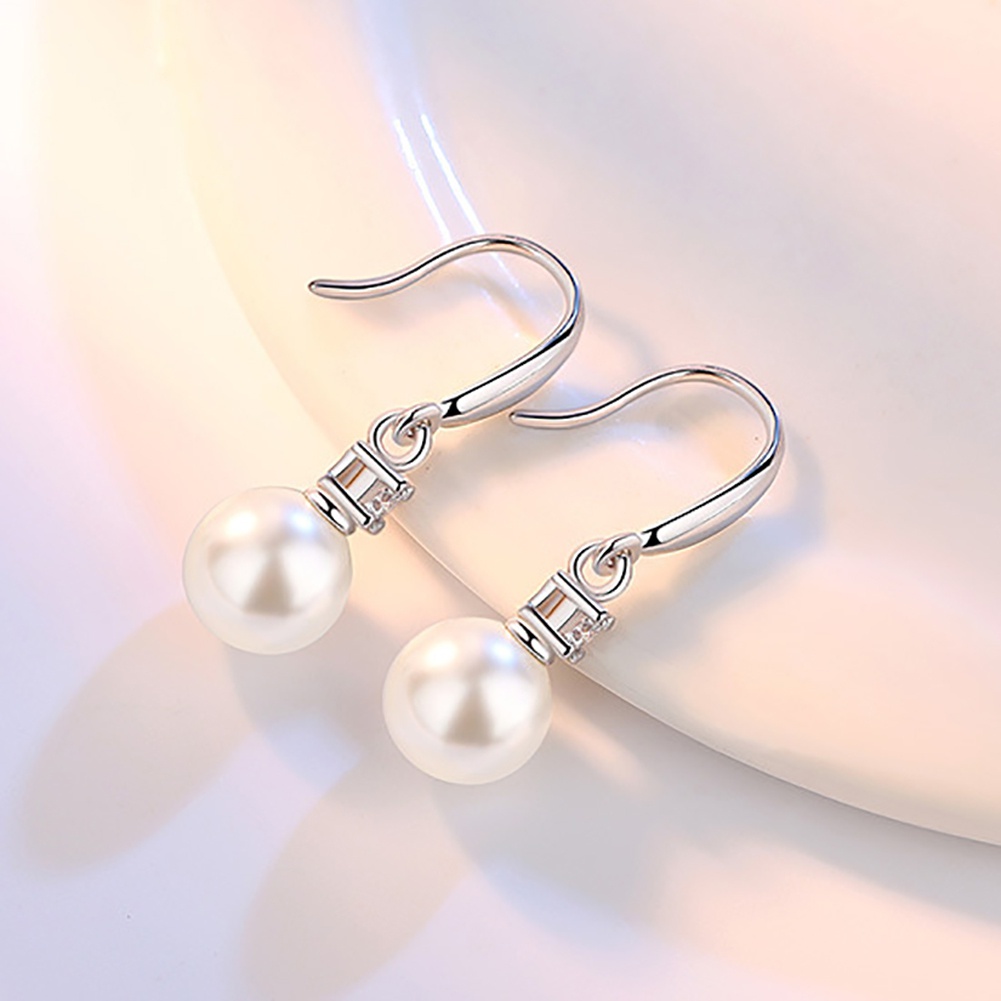 Đôi Bông Tai Ngọc Trai Kiểu Dáng Thời Trang Cho Nữ