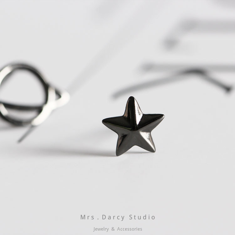 MRS.D【In Stock】100% Sterling Silver Saturn Black S925 Earrings Stud Earrings Colors of Zircon Jewelry Gift Ear Clips Minimalist Earring Design Jewelry Girls Allergy Free