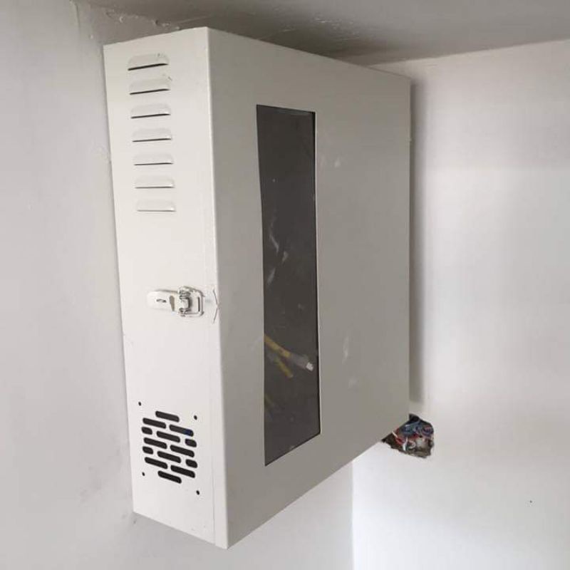 Tủ sắt sơn tĩnh điện đựng đầu ghi hình camera hoặc thi công điện, kích thước 45x38x12cm