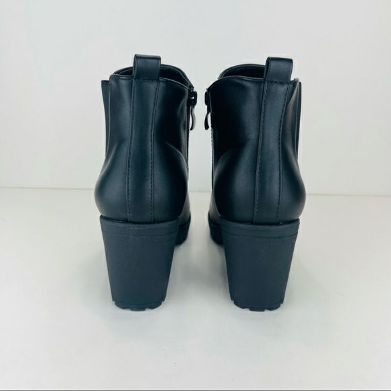 Đôi boot đen cổ chân ngắn đẹp Top Moda của Mỹ