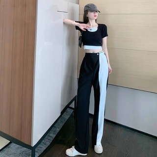 set đồ đen trắng phong cách cá tính