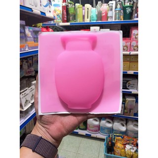 Bình hoa dán tường bằng Silicon độc đáo
