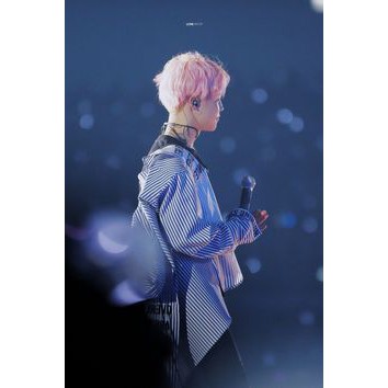 [BTS] ẢNH THẬT ÁO SƠ MI KẺ SỌC JIMIN BTS