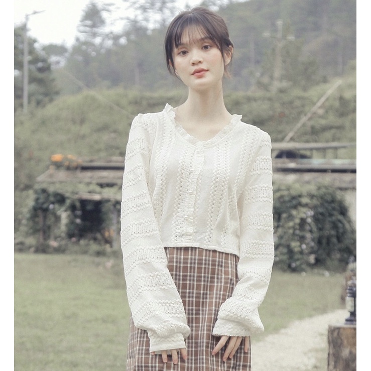 Áo Crochet Button Front - Up Blouse