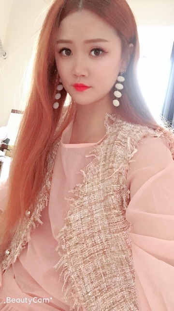 Set váy voan hồng + áo gile dạ