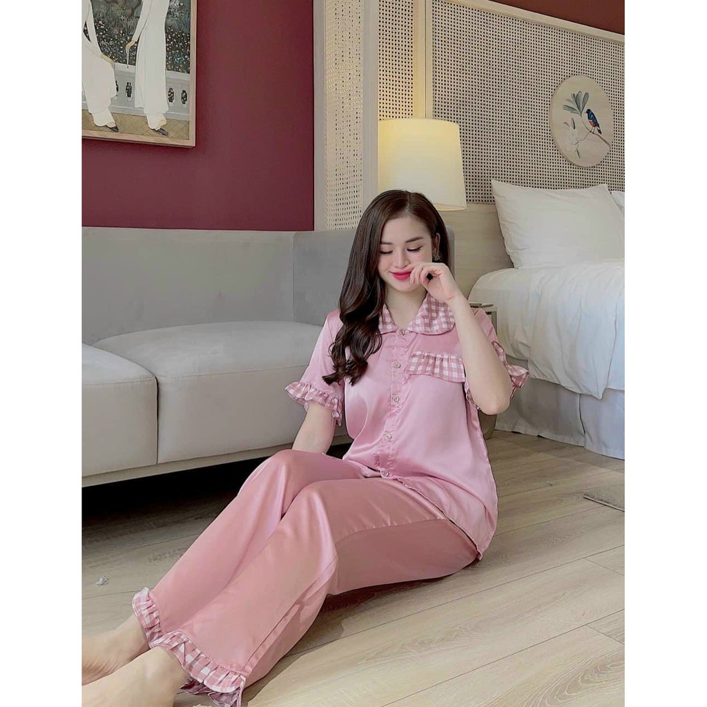 Bộ Pijama tiểu thư , tay ngắn bèo lai phối caro cổ sen chất lụa Satin cao cấp Mr.T ms003 | BigBuy360 - bigbuy360.vn